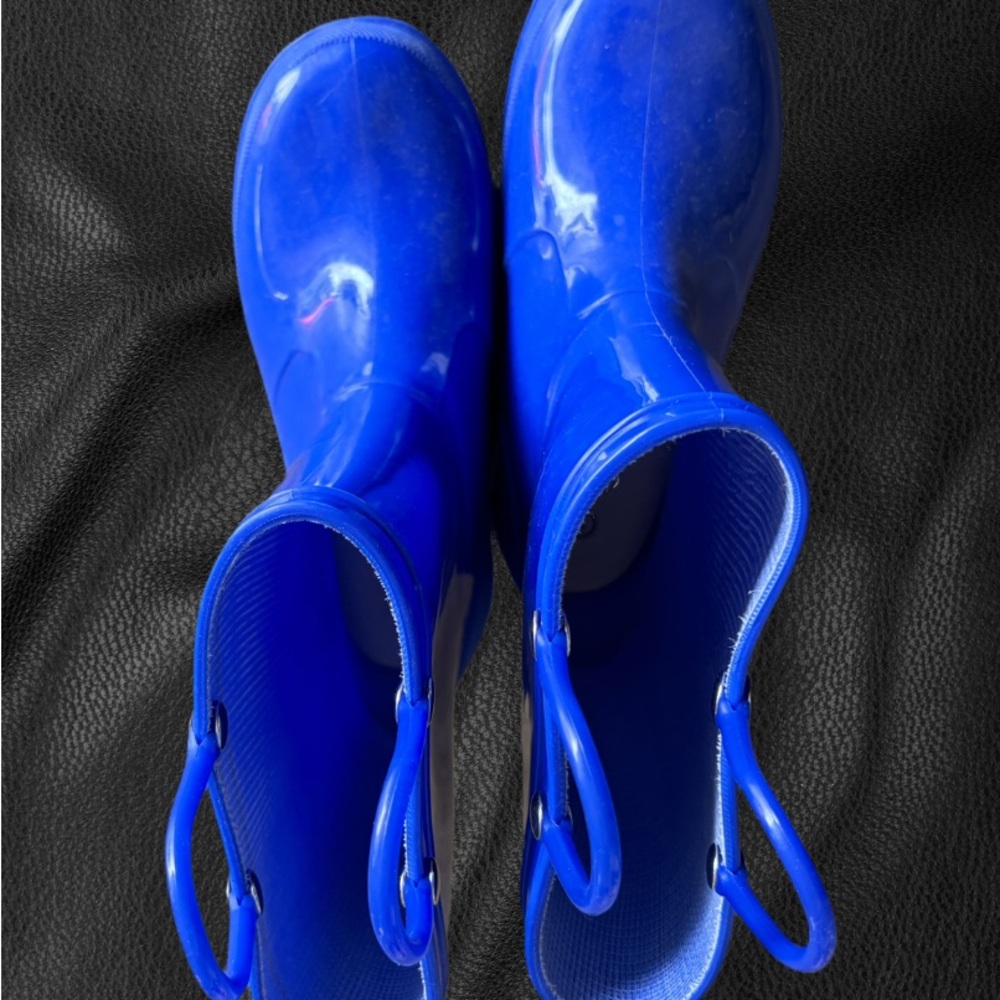 Bright Blue Glossy Rain Boots